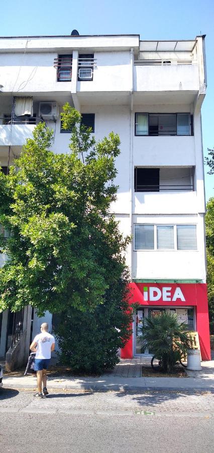 Apartman Senka 2 Apartment Podgorica Bagian luar foto