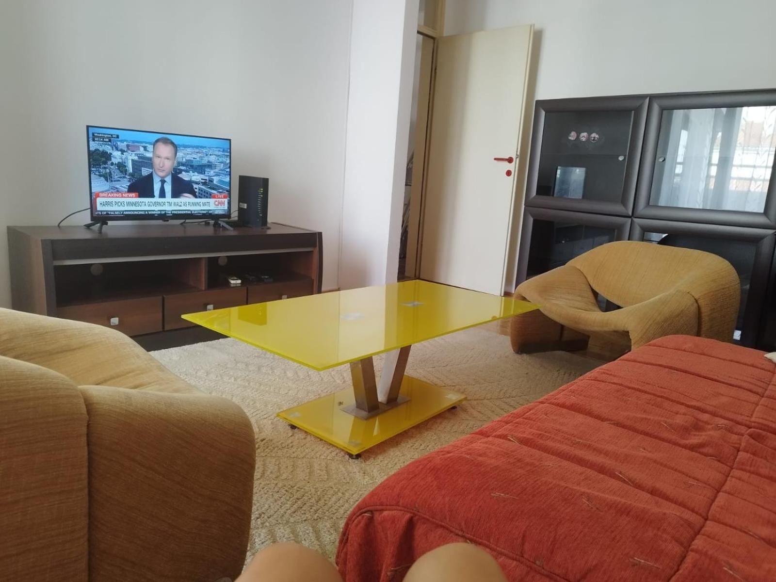 Apartman Senka 2 Apartment Podgorica Bagian luar foto